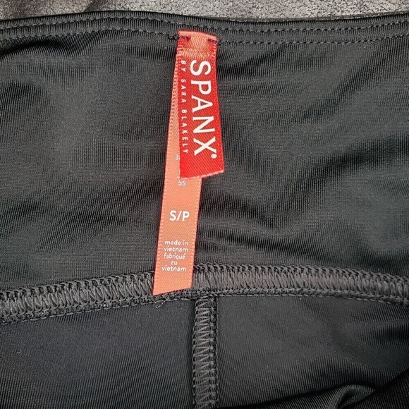 Spanx NWT Black Faux Leather Leggings Small - Picture 7 of 8
